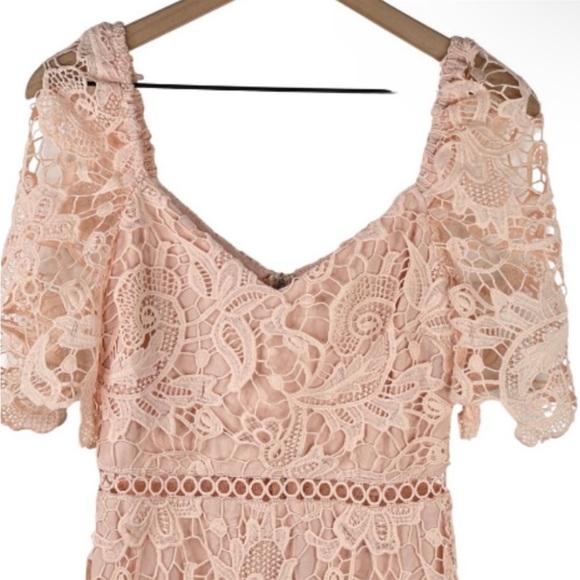 Lulu’s Dress - Picture 3 of 4